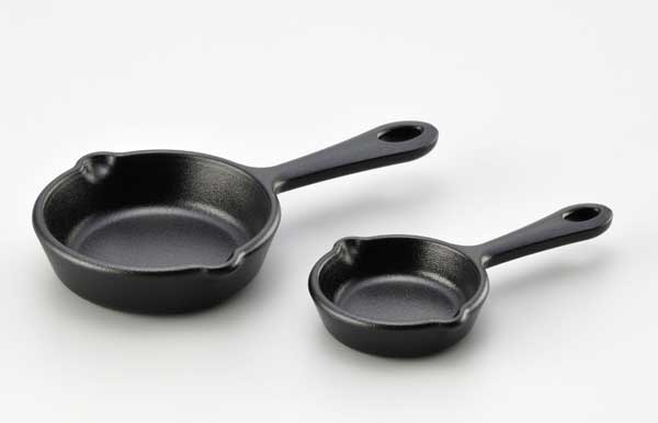 イノマタ化学 計量スプーン(スキレット) ブラック